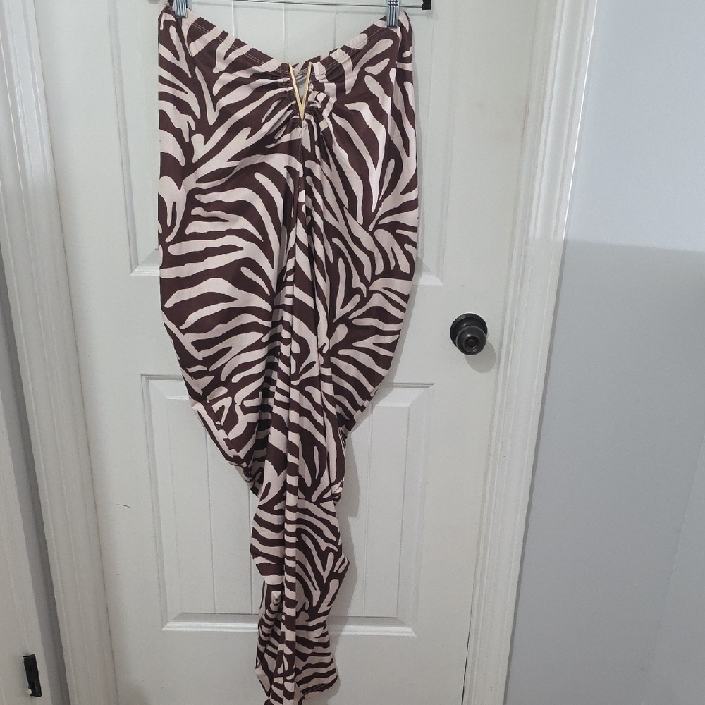 SHEIN Strapless Zebra-Print Maxi Dress in Brown & Cream - Picture 4 of 6